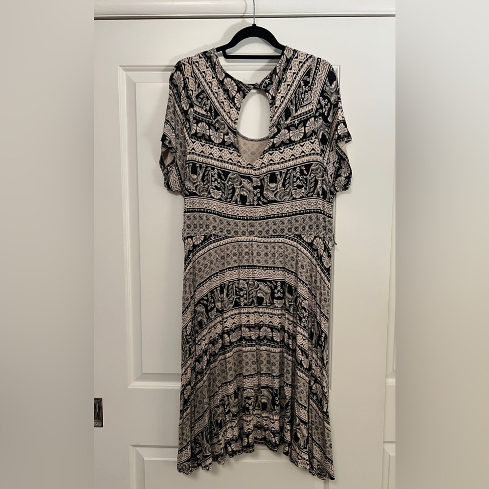 Torrid Elephant Print Keyhole Dress - Picture 2 of 6